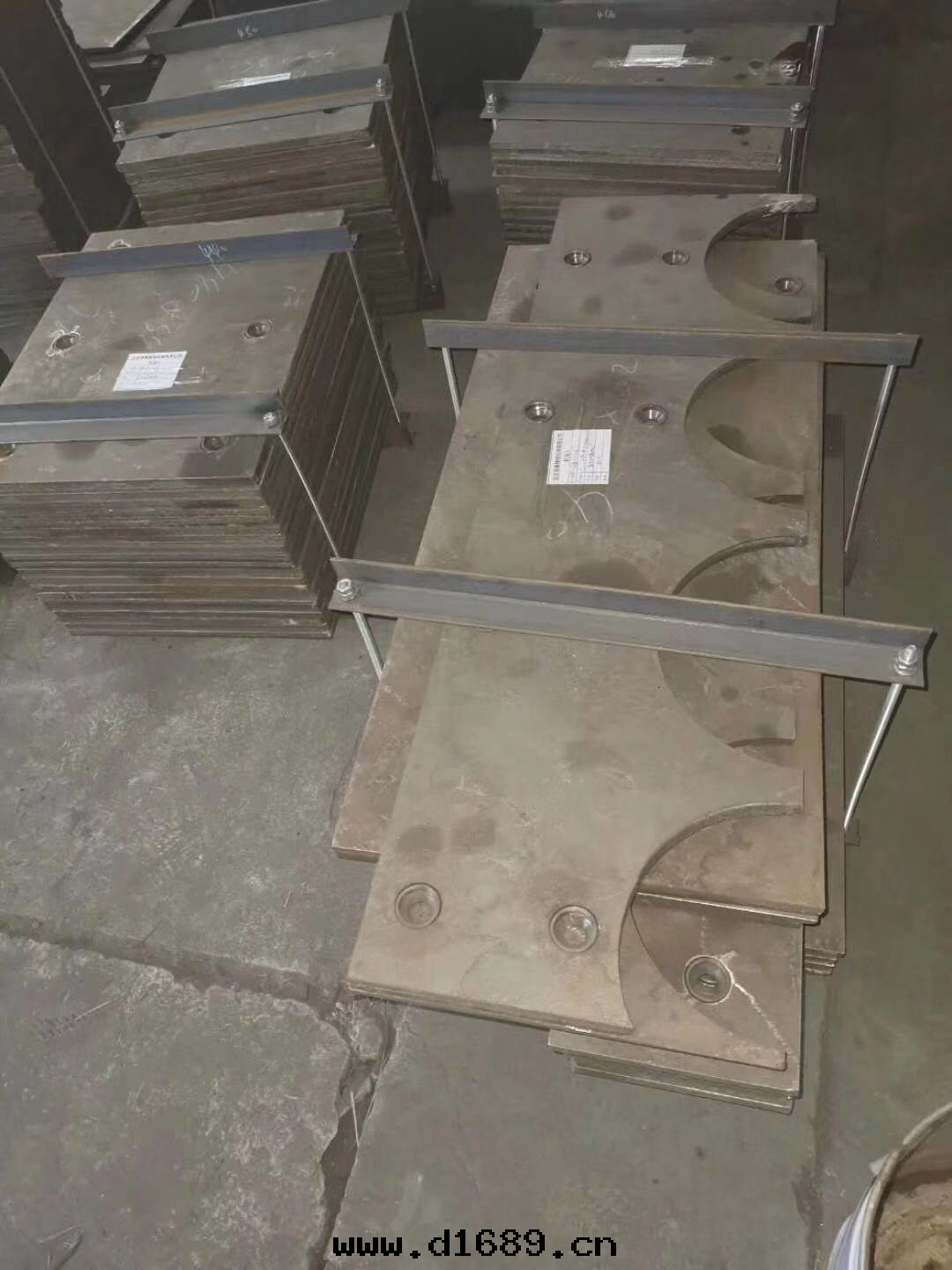 埋弧焊複合耐磨鋼(gāng)闆